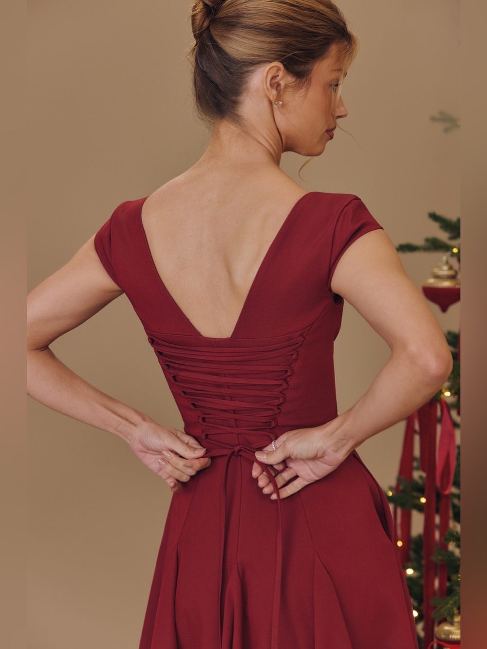House of CB Raisa Wine Lace Back Twill Midi Dress Size M NWOT - Picture 3 of 13